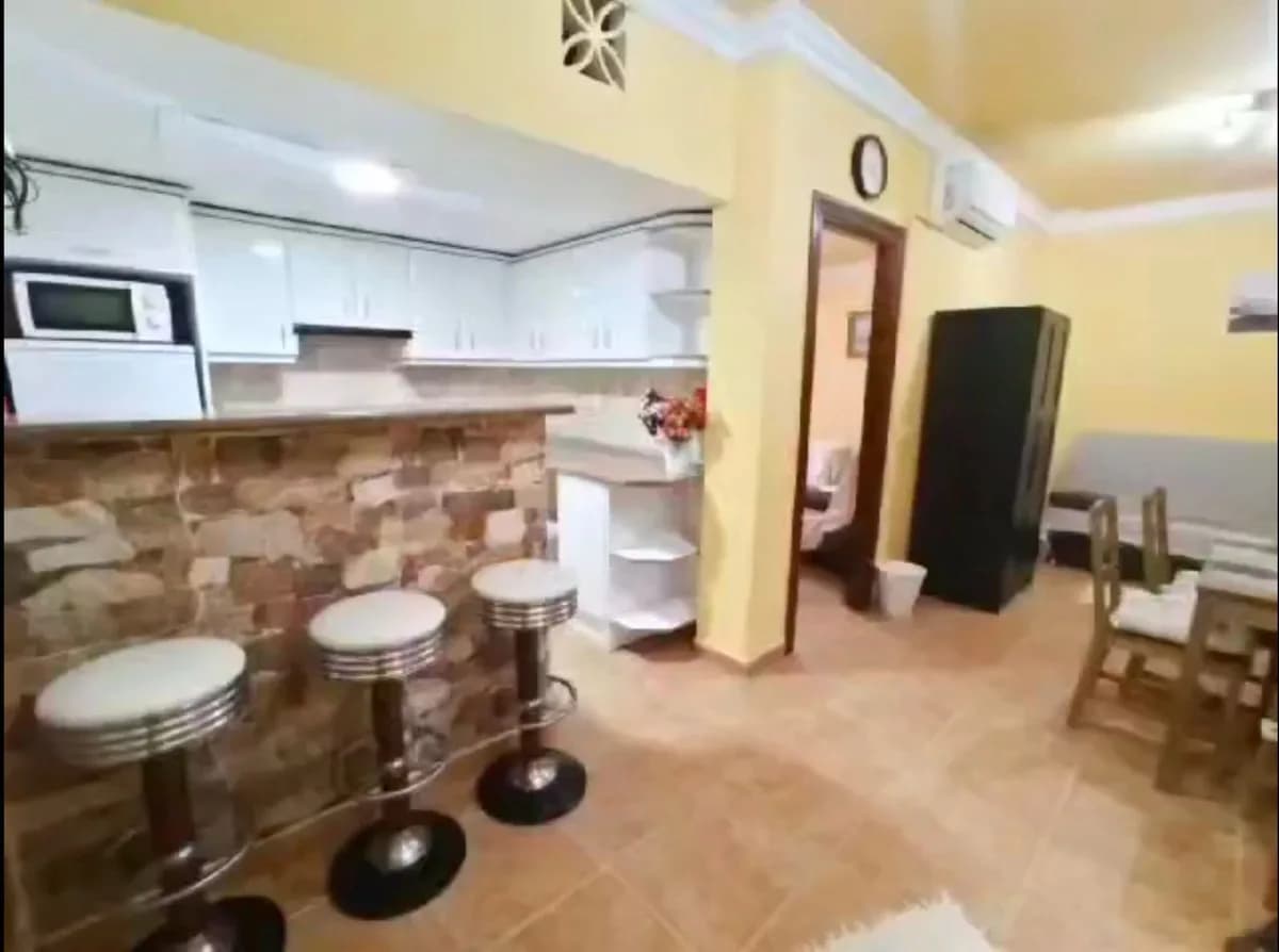 2 Bedroom Ground Floor Apartment for Sale in Torremolinos, Málaga - Image 5