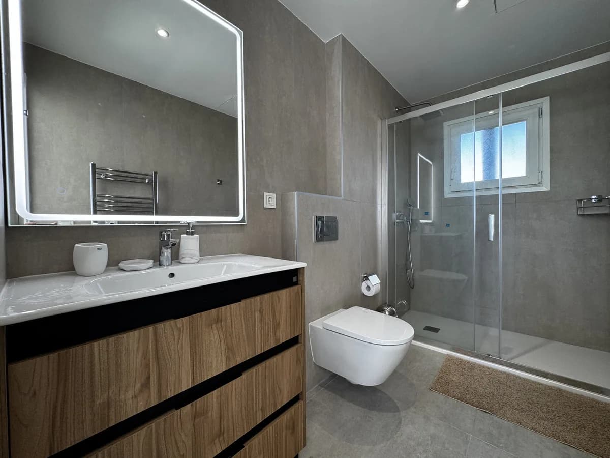 4 Bedroom Penthouse Duplex for Sale in Puerto Banús, Málaga - Image 9