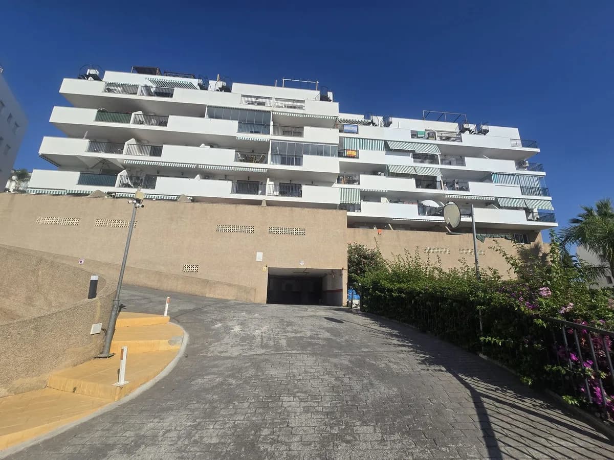 2 Bedroom Ground Floor Apartment for Sale in Riviera del Sol, Málaga - Image 5