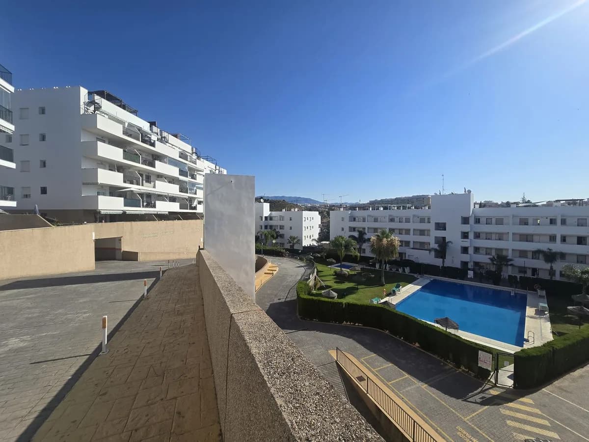 2 Bedroom Ground Floor Apartment for Sale in Riviera del Sol, Málaga - Image 8