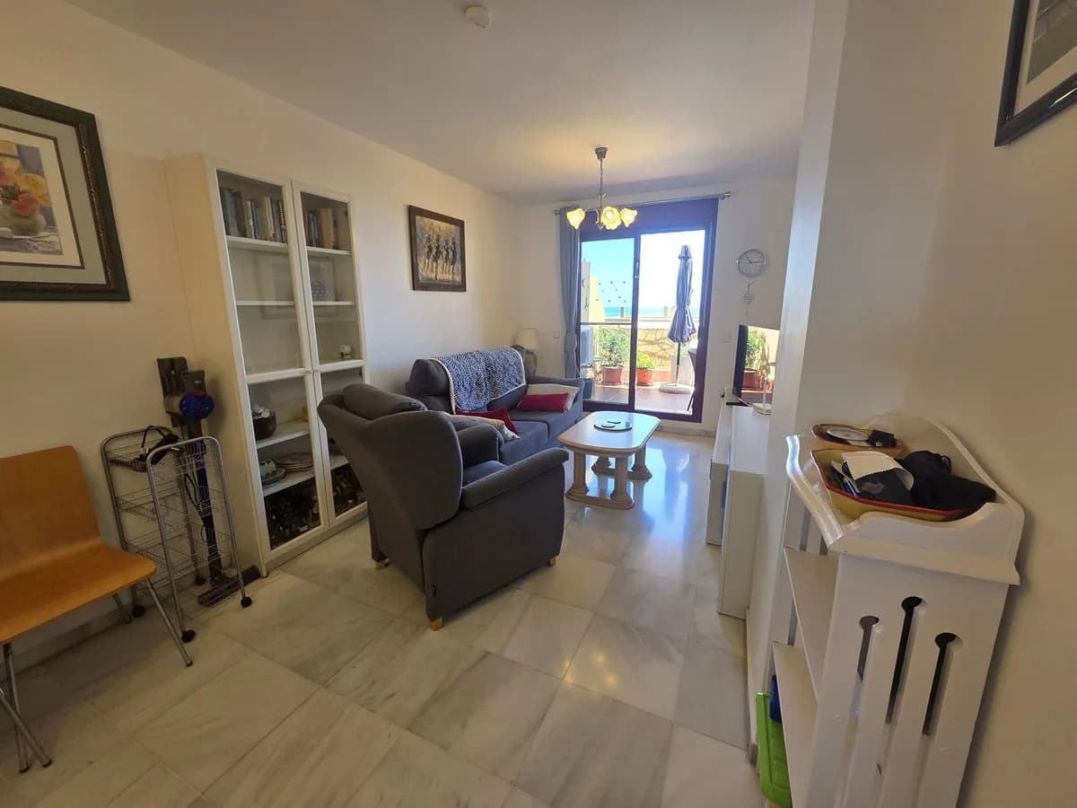 1 Bedroom Penthouse for Sale in La Cala de Mijas, Málaga - Image 2