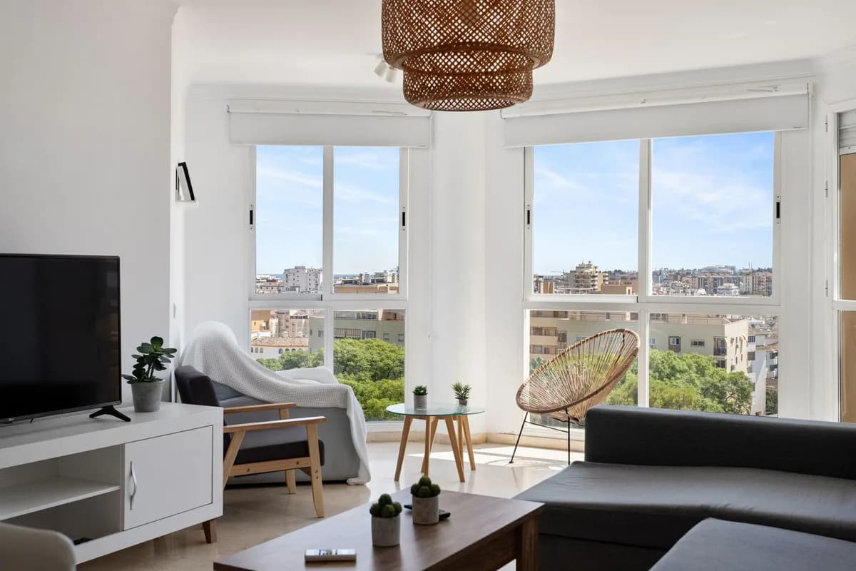 2 Bedroom Penthouse for Sale in Fuengirola, Málaga - Image 2