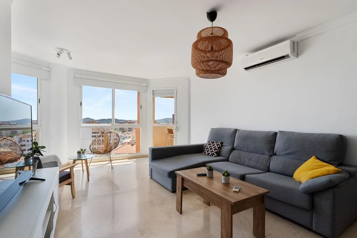 2 Bedroom Penthouse for Sale in Fuengirola, Málaga - Image 5