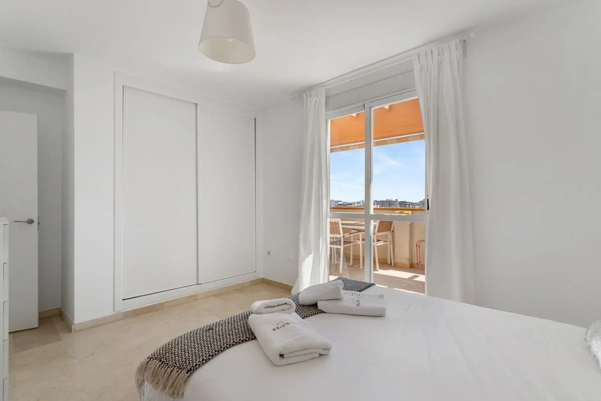 2 Bedroom Penthouse for Sale in Fuengirola, Málaga - Image 7
