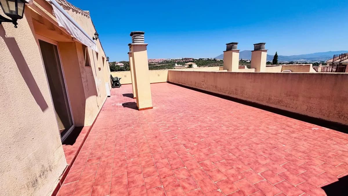 2 Bedroom Penthouse for Sale in Manilva, Málaga - Image 4