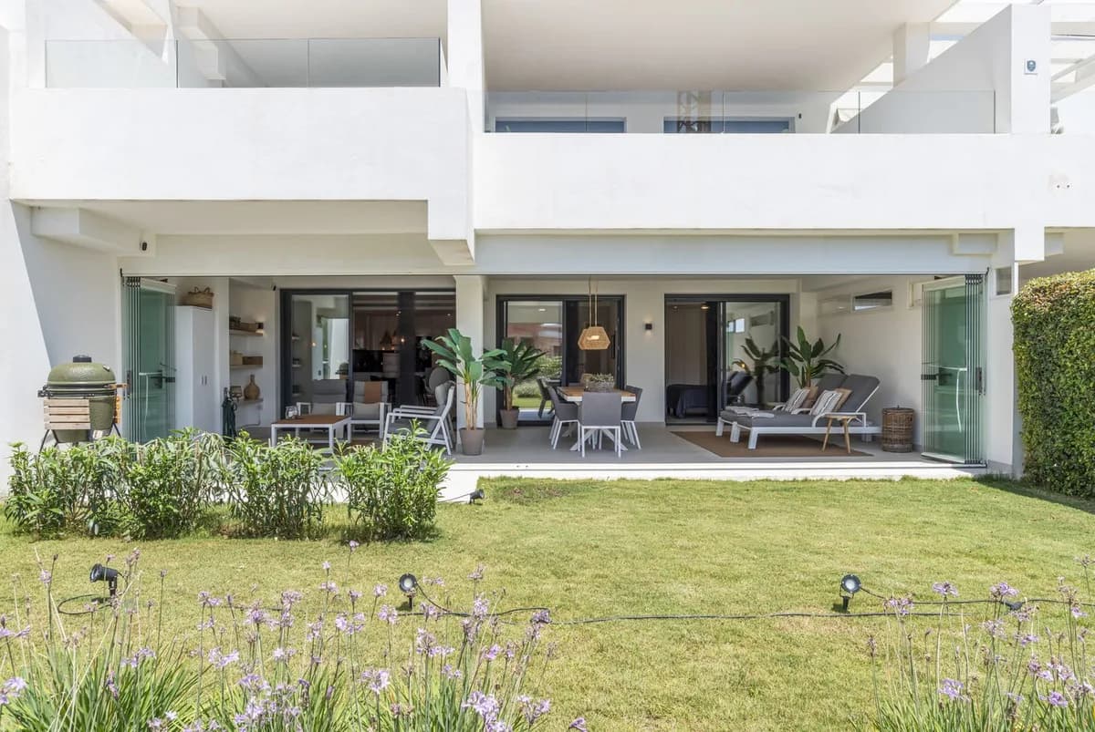 2 Bedroom Ground Floor Apartment for Sale in Estepona, Málaga - Image 6