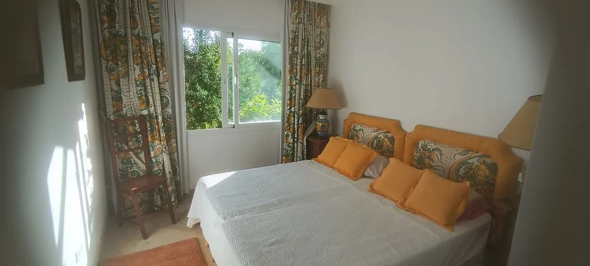 3 Bedroom Ground Floor Apartment for Sale in Costalita, Málaga - Image 8