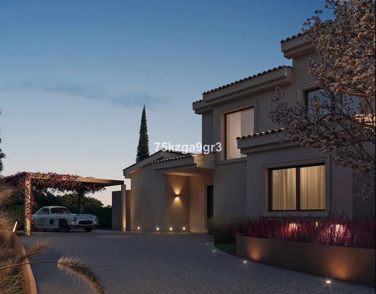 4 Bedroom Detached Villa for Sale in Marbella, Málaga - Image 5
