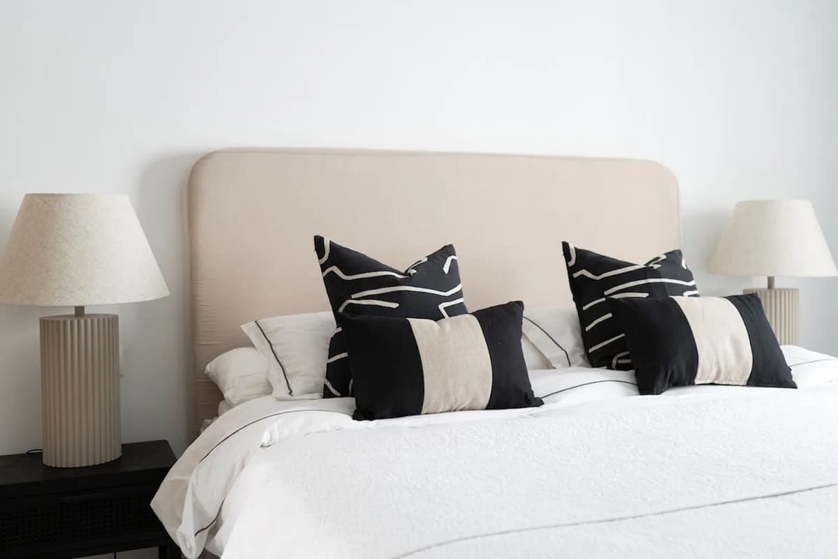 2 Bedroom Ground Floor Apartment for Sale in Nueva Andalucía, Málaga - Image 5