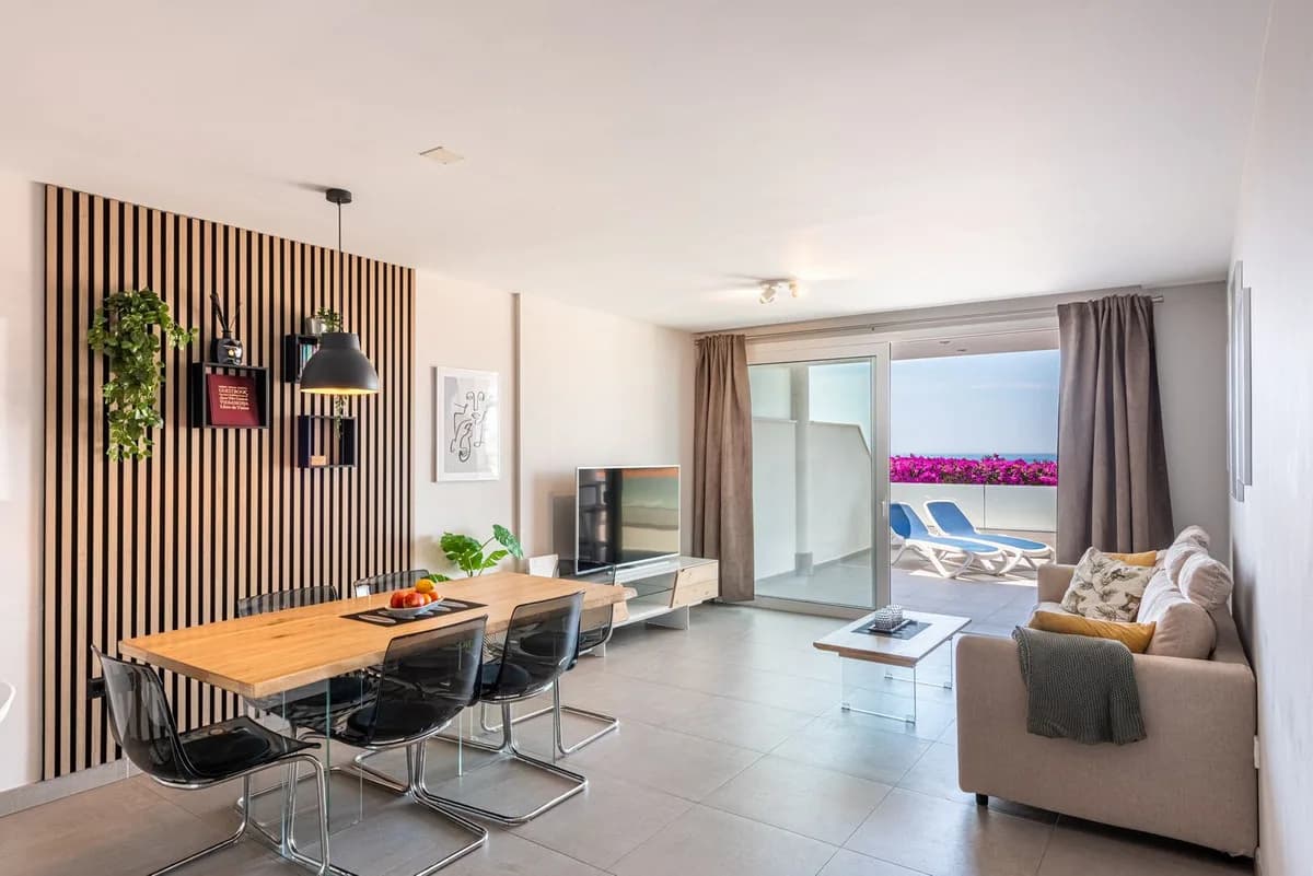 3 Bedroom Ground Floor Apartment for Sale in Fuengirola, Málaga - Image 7