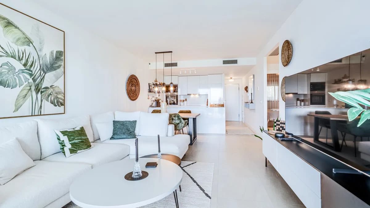 2 Bedroom Ground Floor Apartment for Sale in Manilva, Málaga - Image 9