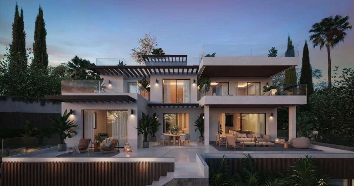 4 Bedroom Detached Villa for Sale in Benalmadena, Málaga