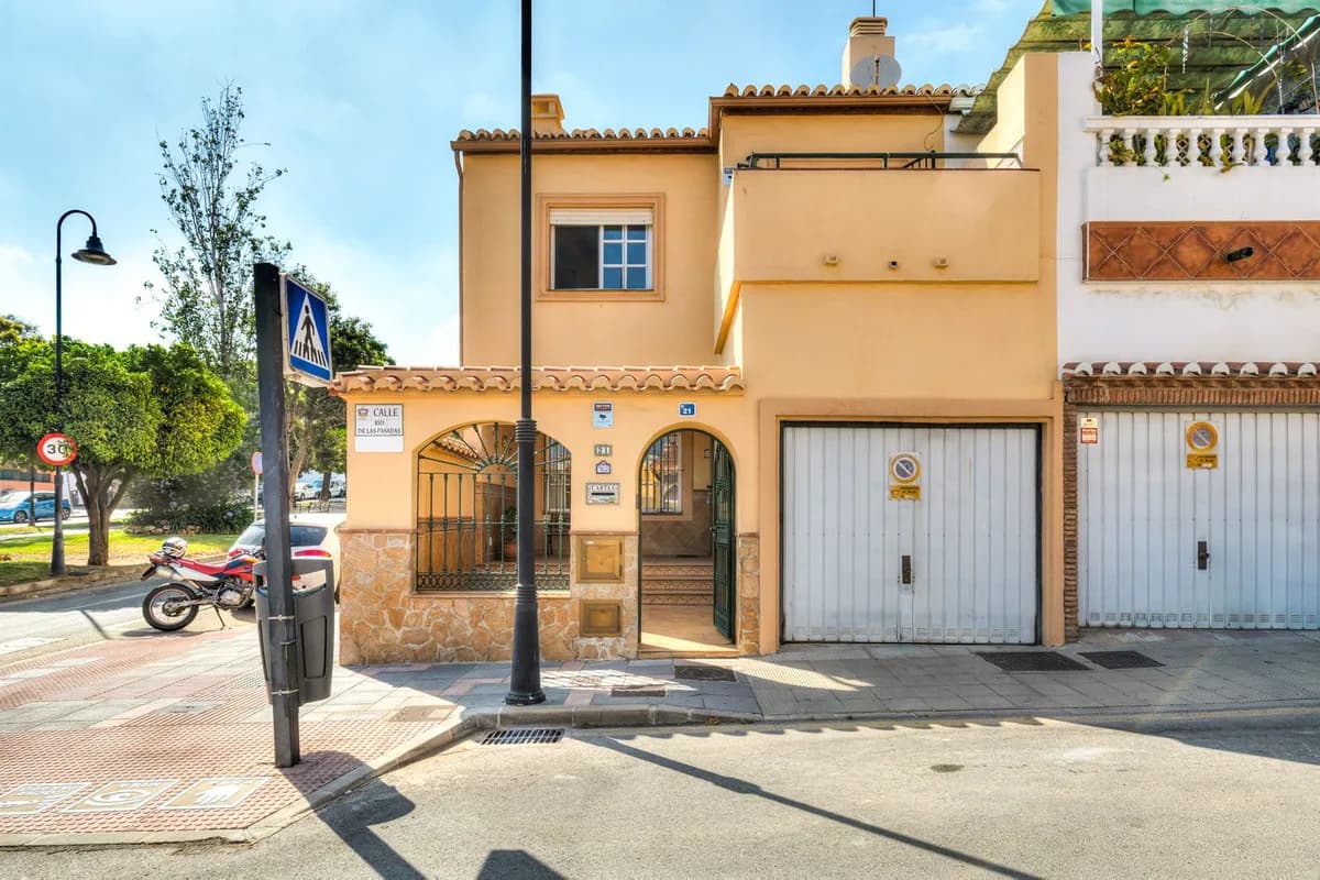 4 Bedroom Semi-Detached House for Sale in Mijas, Málaga
