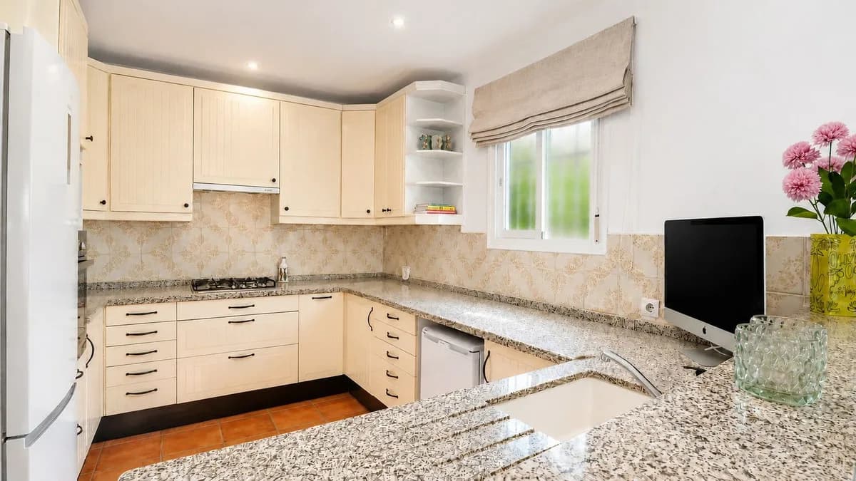 4 Bedroom Detached Villa for Sale in Mijas, Málaga - Image 6