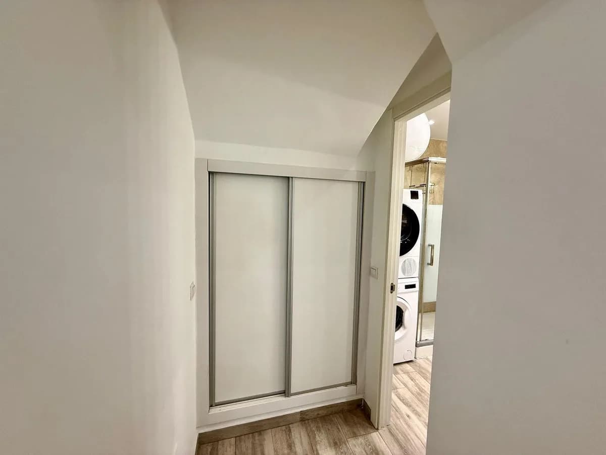 2 Bedroom Ground Floor Apartment for Sale in Fuengirola, Málaga - Image 9