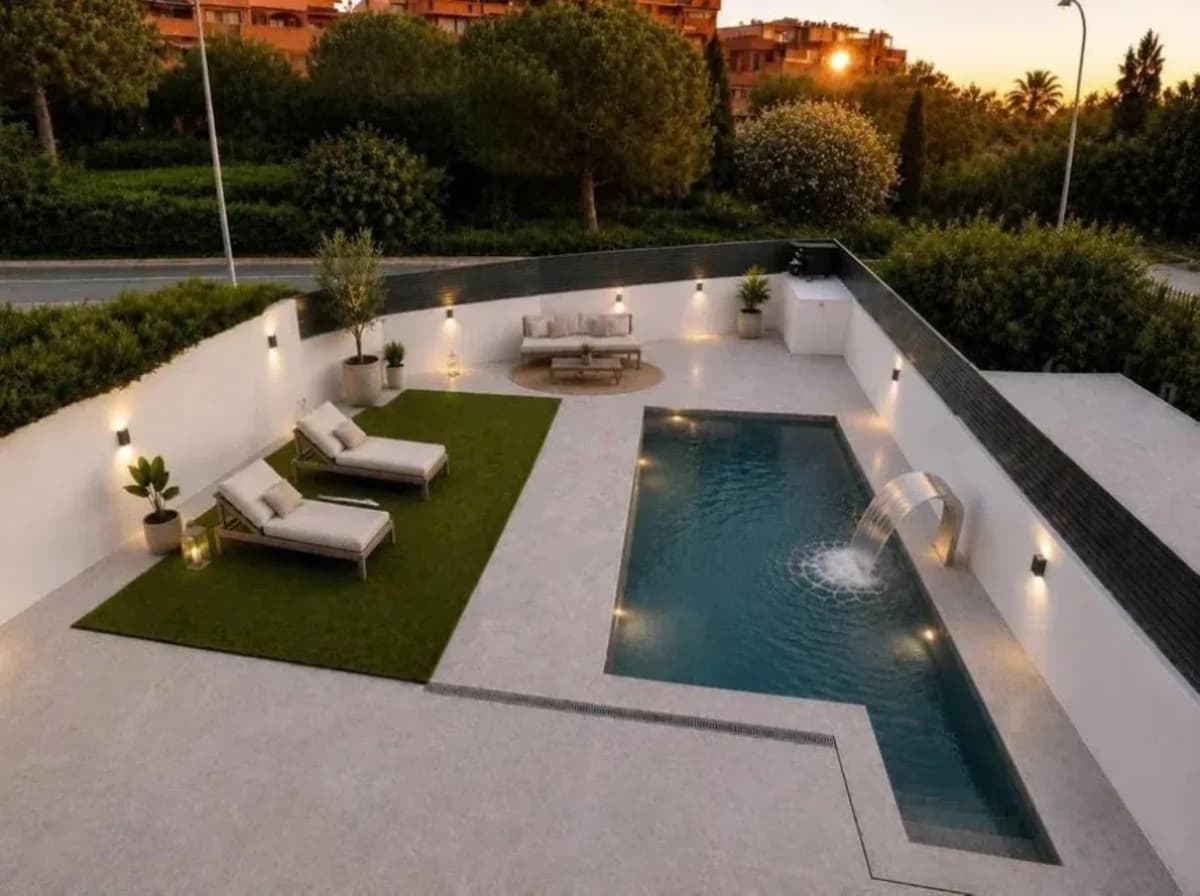 4 Bedroom Detached Villa for Sale in Marbella, Málaga