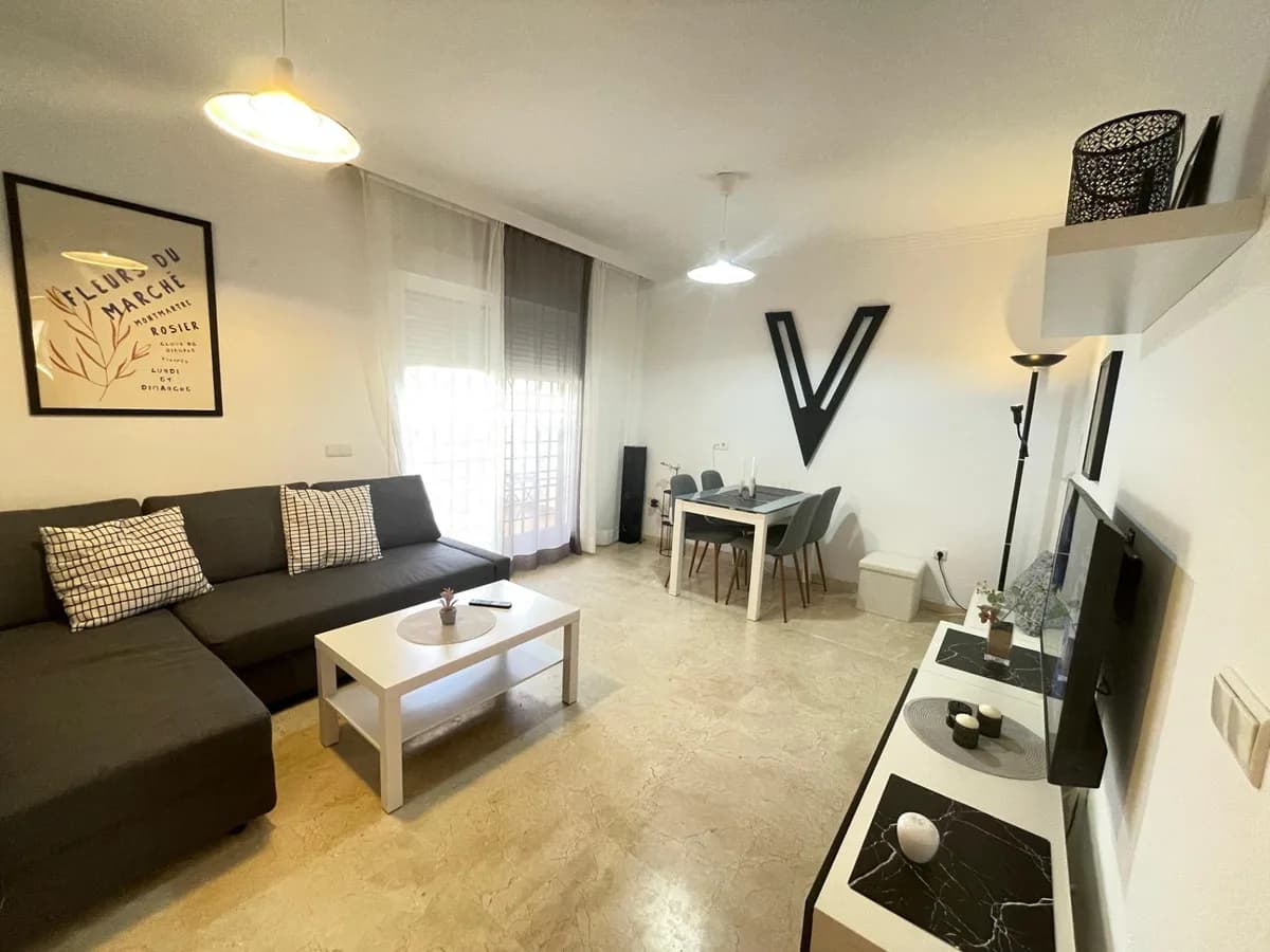 1 Bedroom Ground Floor Apartment for Sale in Benalmadena, Málaga