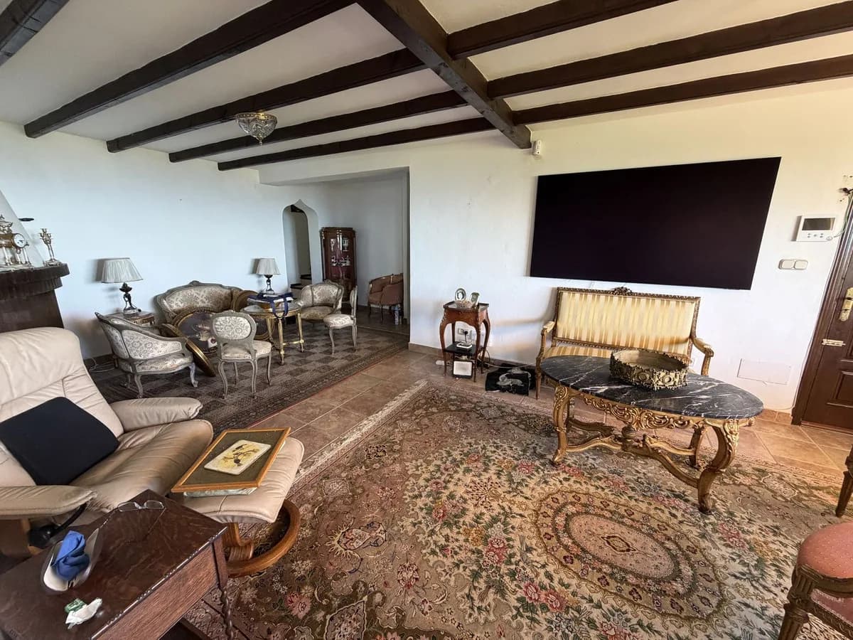 5 Bedroom Detached Villa for Sale in Mijas, Málaga - Image 5