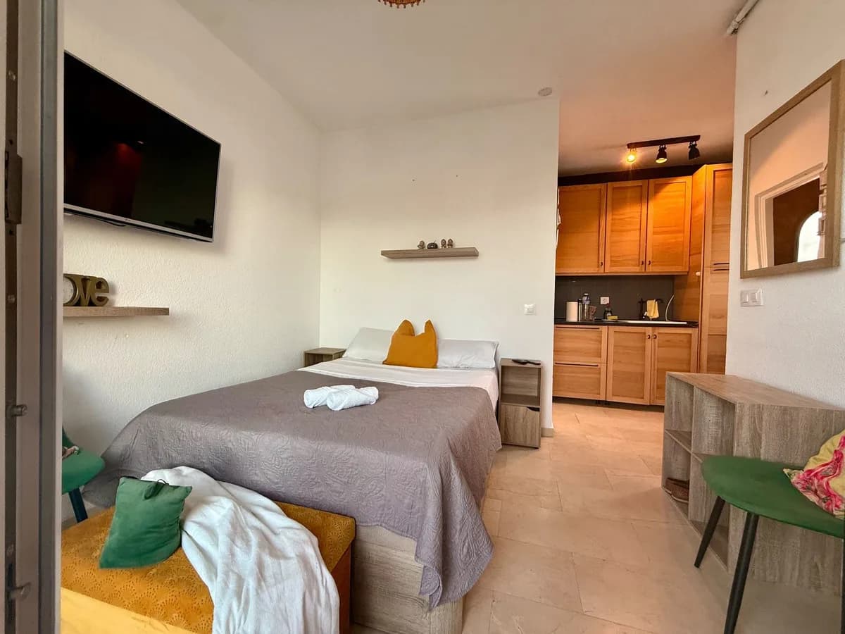 Top Floor Studio for Sale in Manilva, Málaga - Image 4