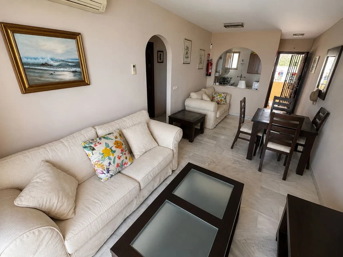 2 Bedroom Penthouse for Sale in El Faro, Málaga - Image 6