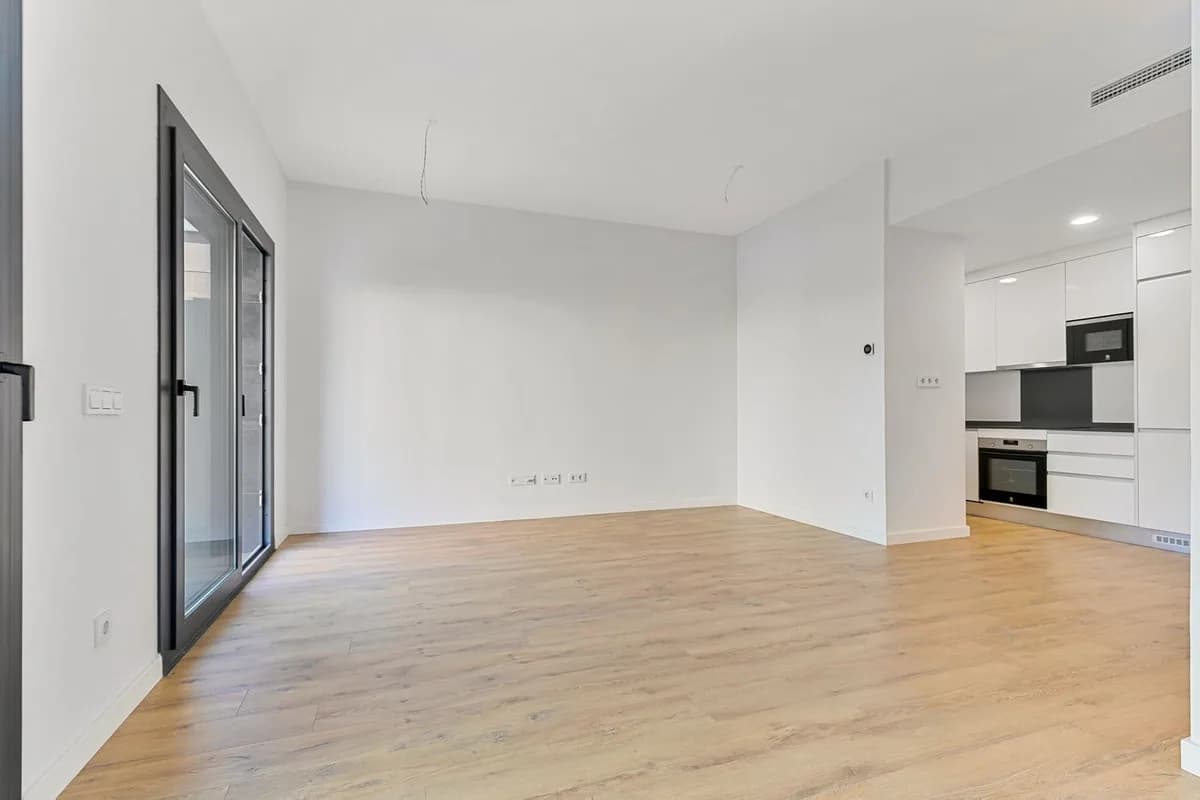 2 Bedroom Ground Floor Apartment for Sale in Estepona, Málaga - Image 5