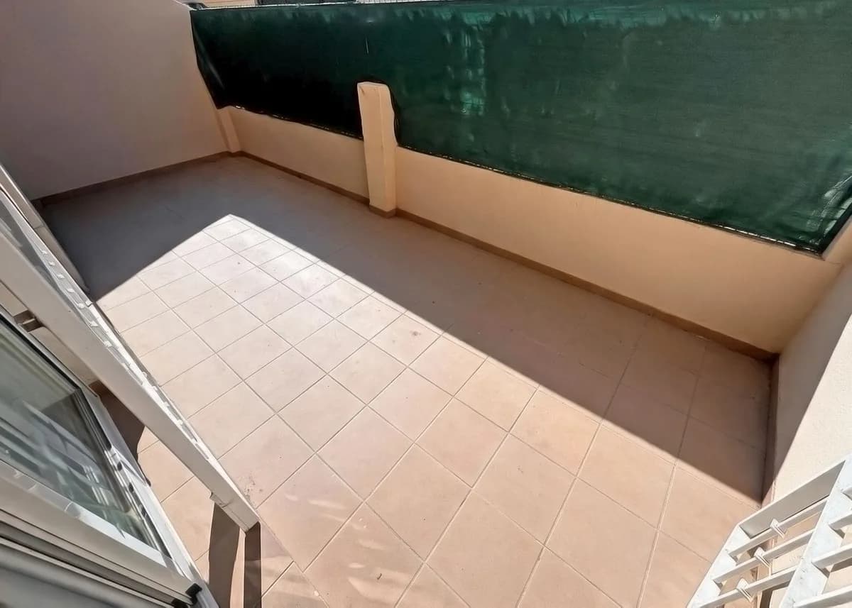 2 Bedroom Ground Floor Apartment for Sale in Las Lagunas, Málaga - Image 3