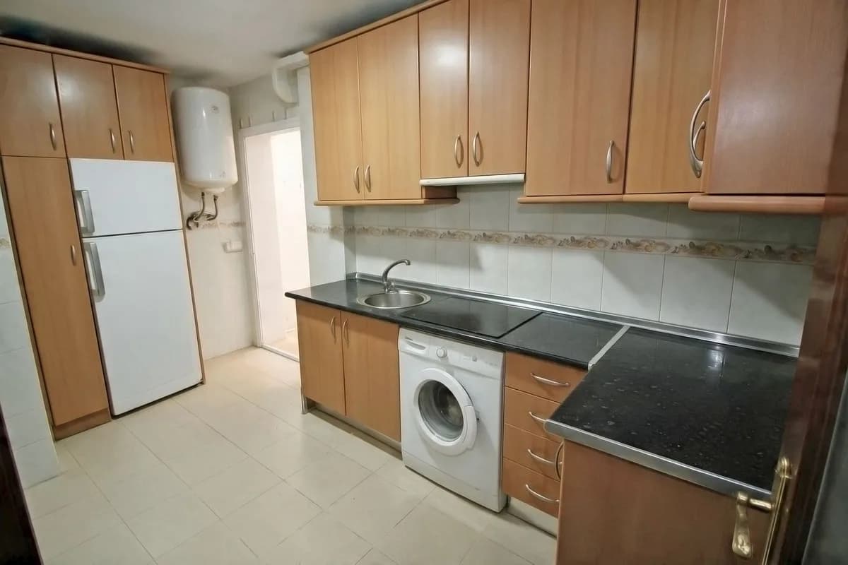 2 Bedroom Ground Floor Apartment for Sale in Las Lagunas, Málaga - Image 7
