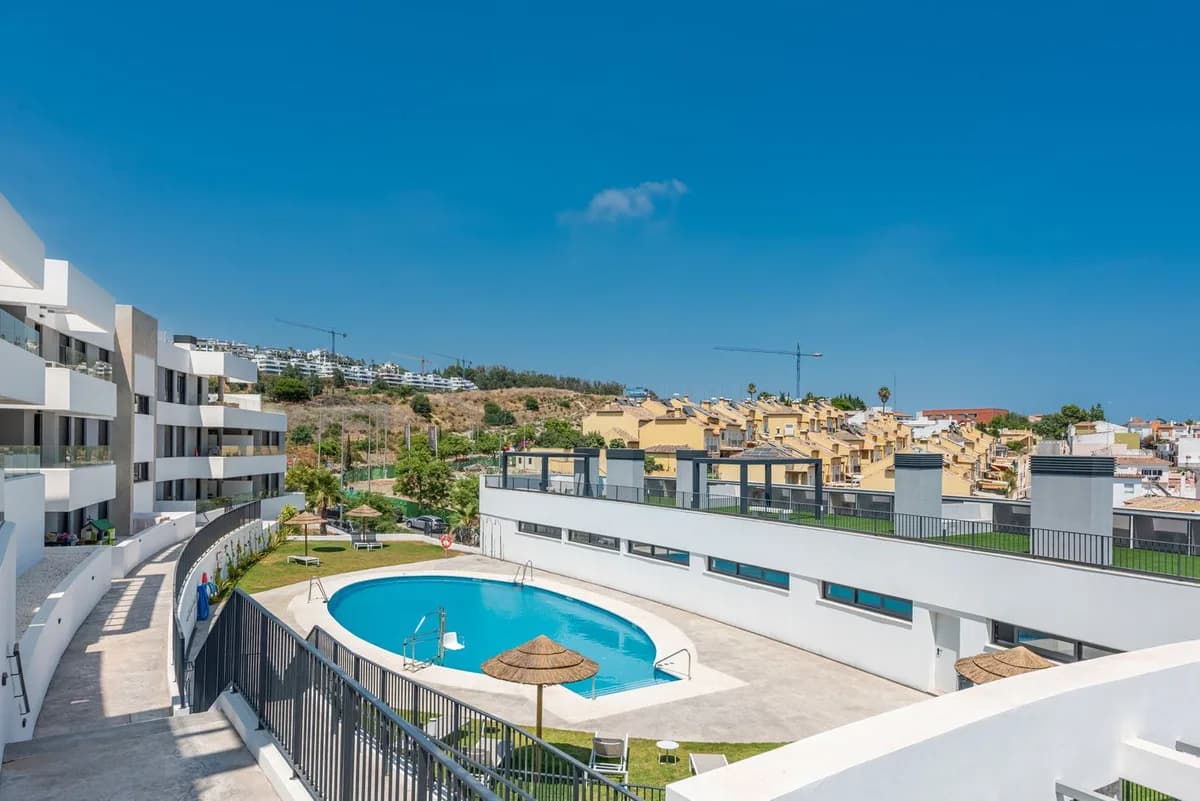 2 Bedroom Ground Floor Apartment for Sale in Estepona, Málaga