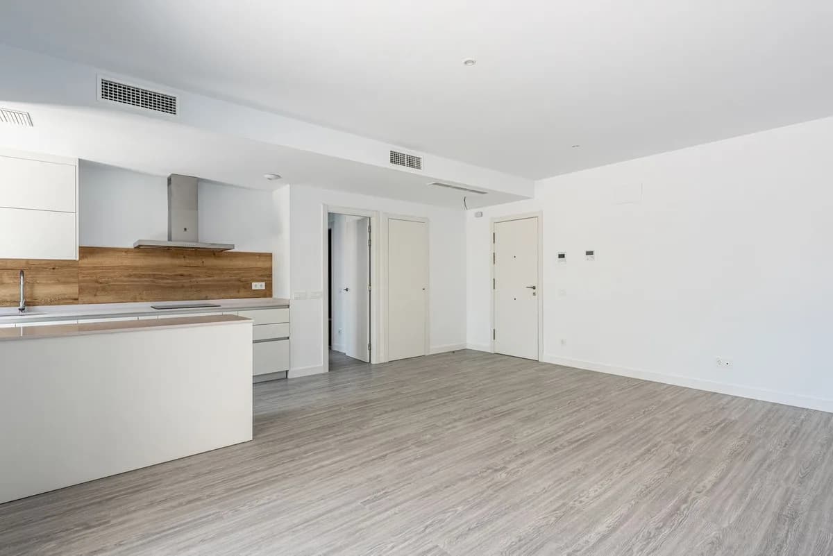 2 Bedroom Ground Floor Apartment for Sale in Estepona, Málaga - Image 8