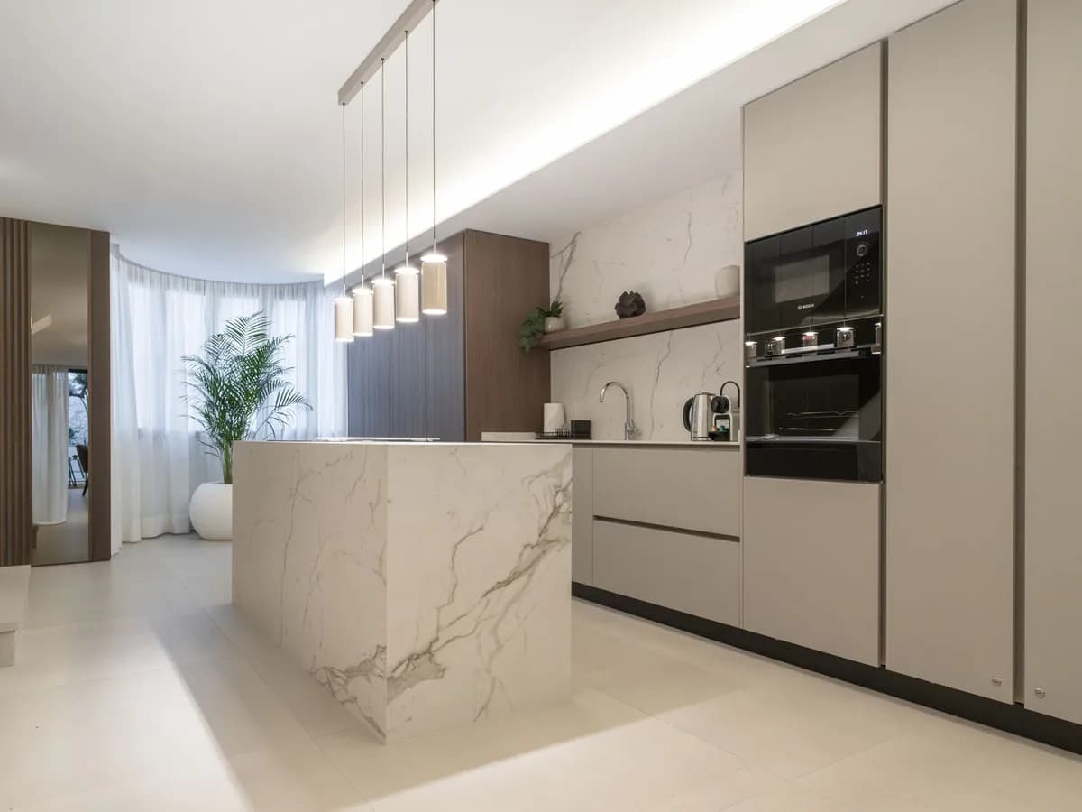 3 Bedroom Ground Floor Apartment for Sale in Marbella, Málaga