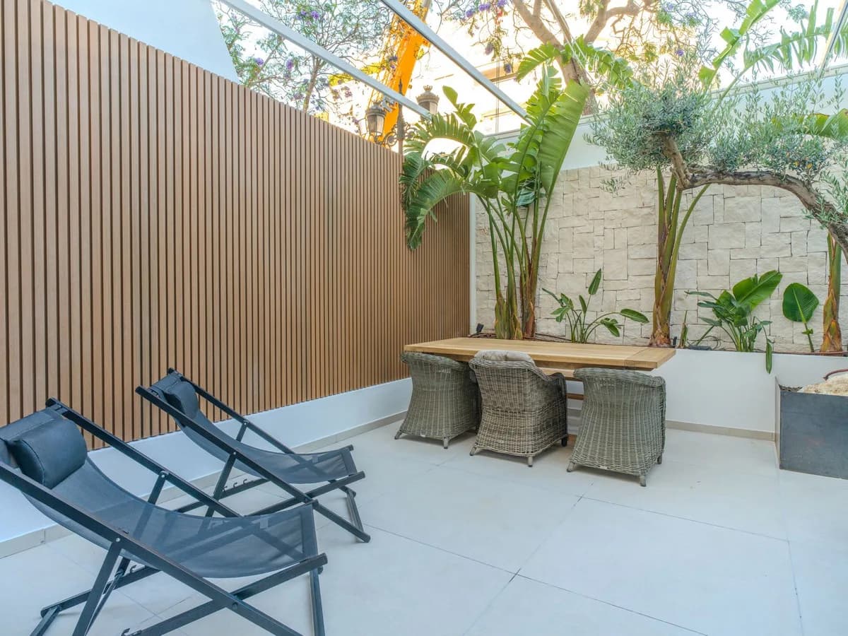 3 Bedroom Ground Floor Apartment for Sale in Marbella, Málaga - Image 8