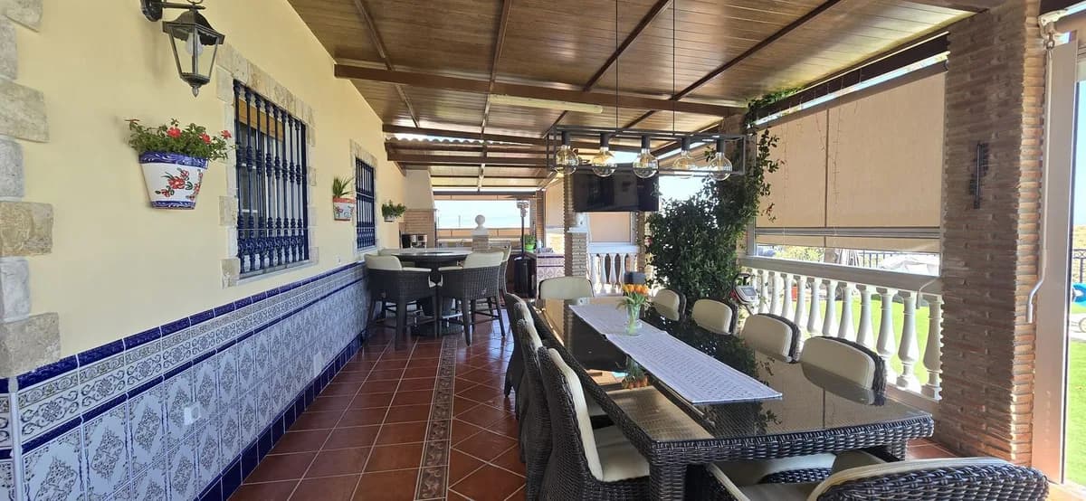 5 Bedroom Finca - Cortijo for Sale in Coín, Málaga - Image 8