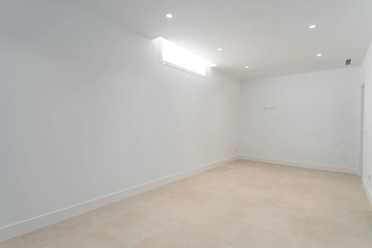 5 Bedroom Detached Villa for Sale in Atalaya, Málaga - Image 7