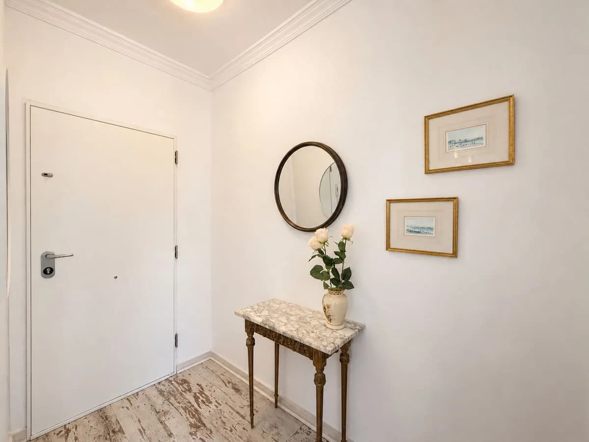 2 Bedroom Ground Floor Apartment for Sale in Estepona, Málaga - Image 7
