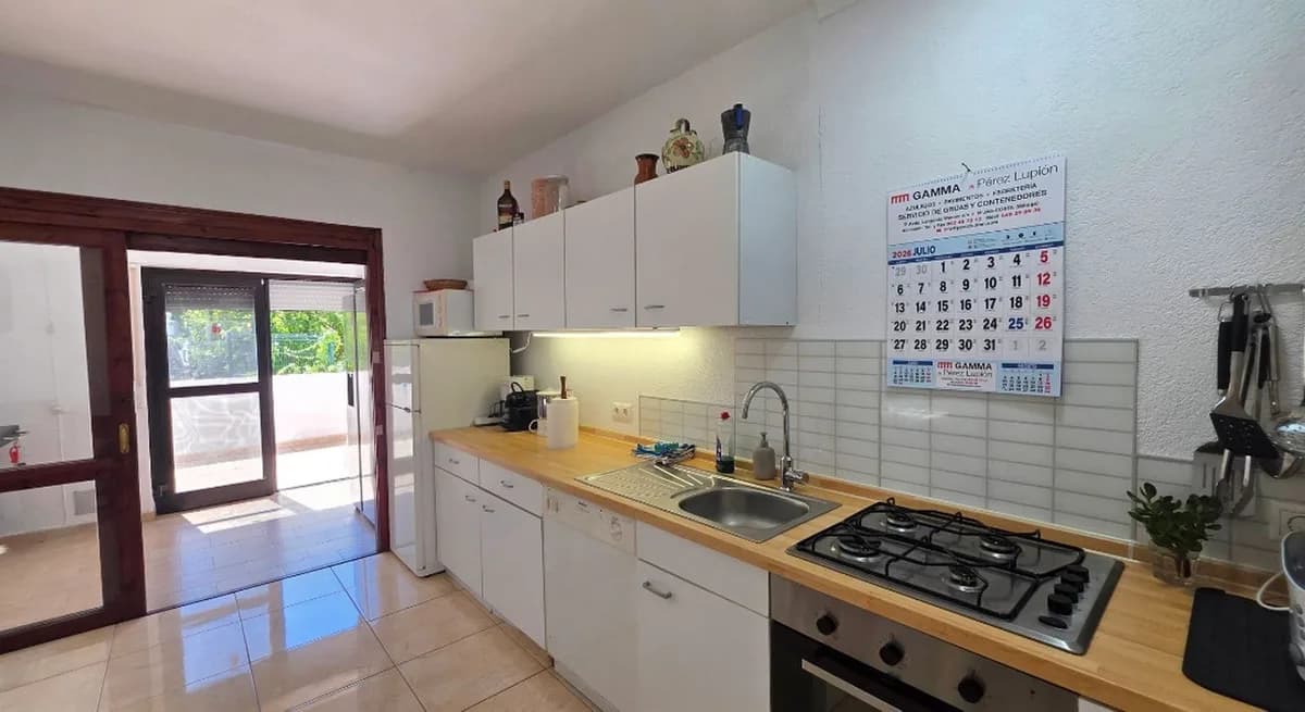 3 Bedroom Detached Villa for Sale in El Faro, Málaga - Image 8