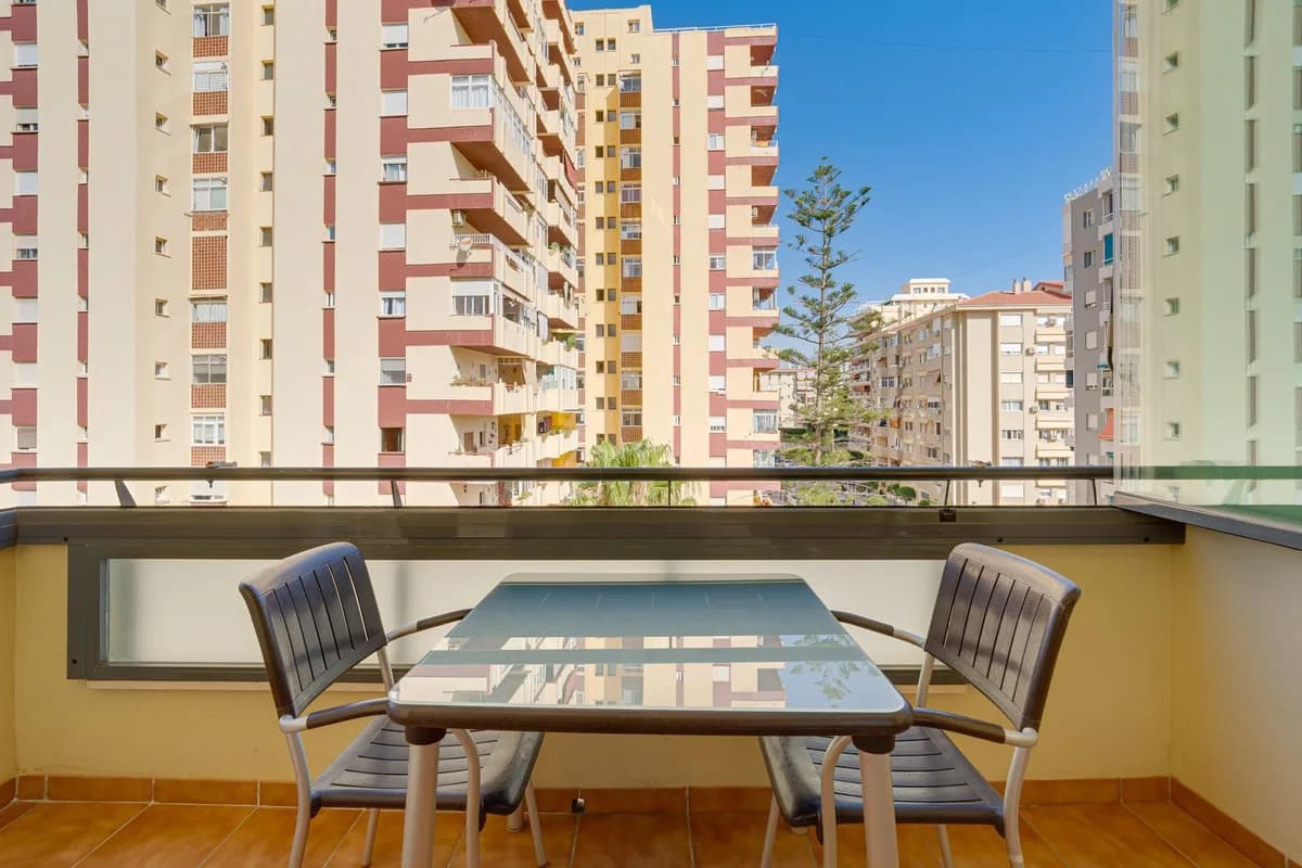 1 Bedroom Middle Floor Apartment for Sale in Los Boliches, Málaga