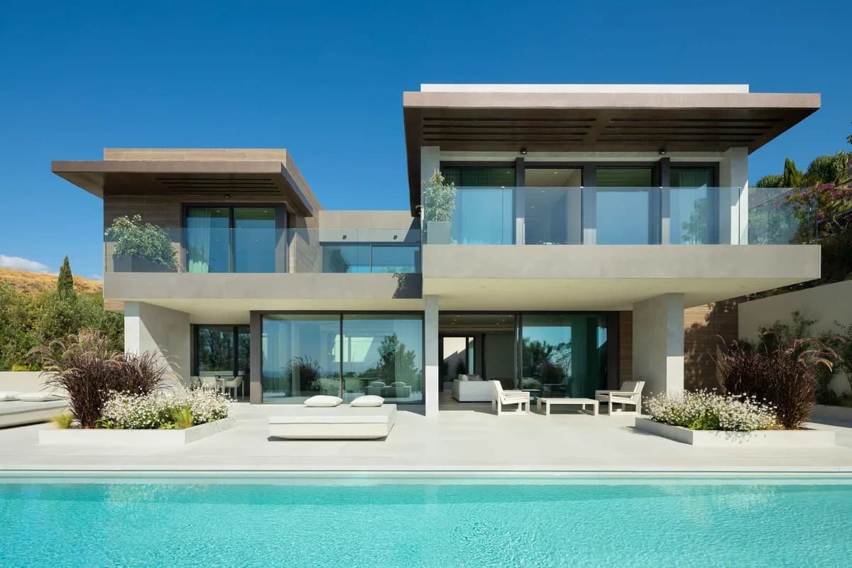 5 Bedroom Detached Villa for Sale in Los Flamingos, Málaga