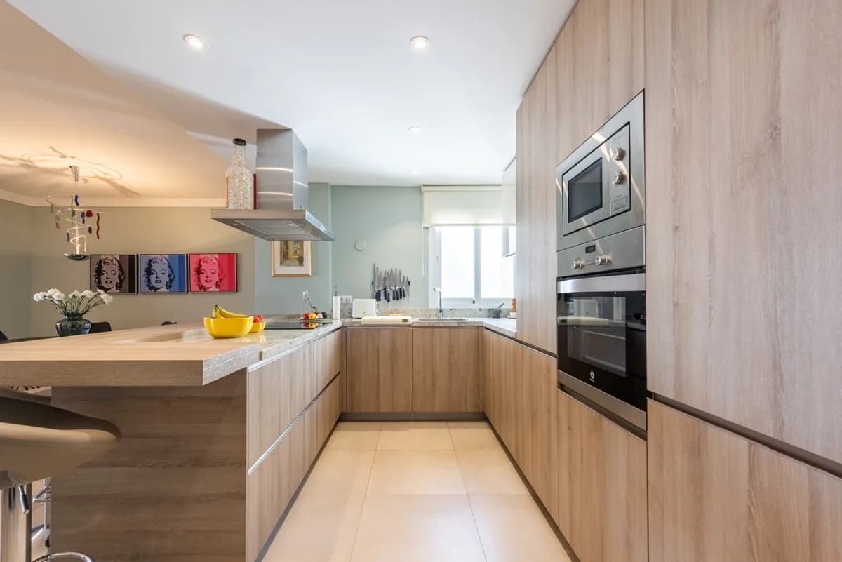 2 Bedroom Penthouse for Sale in San Pedro de Alcántara, Málaga - Image 8