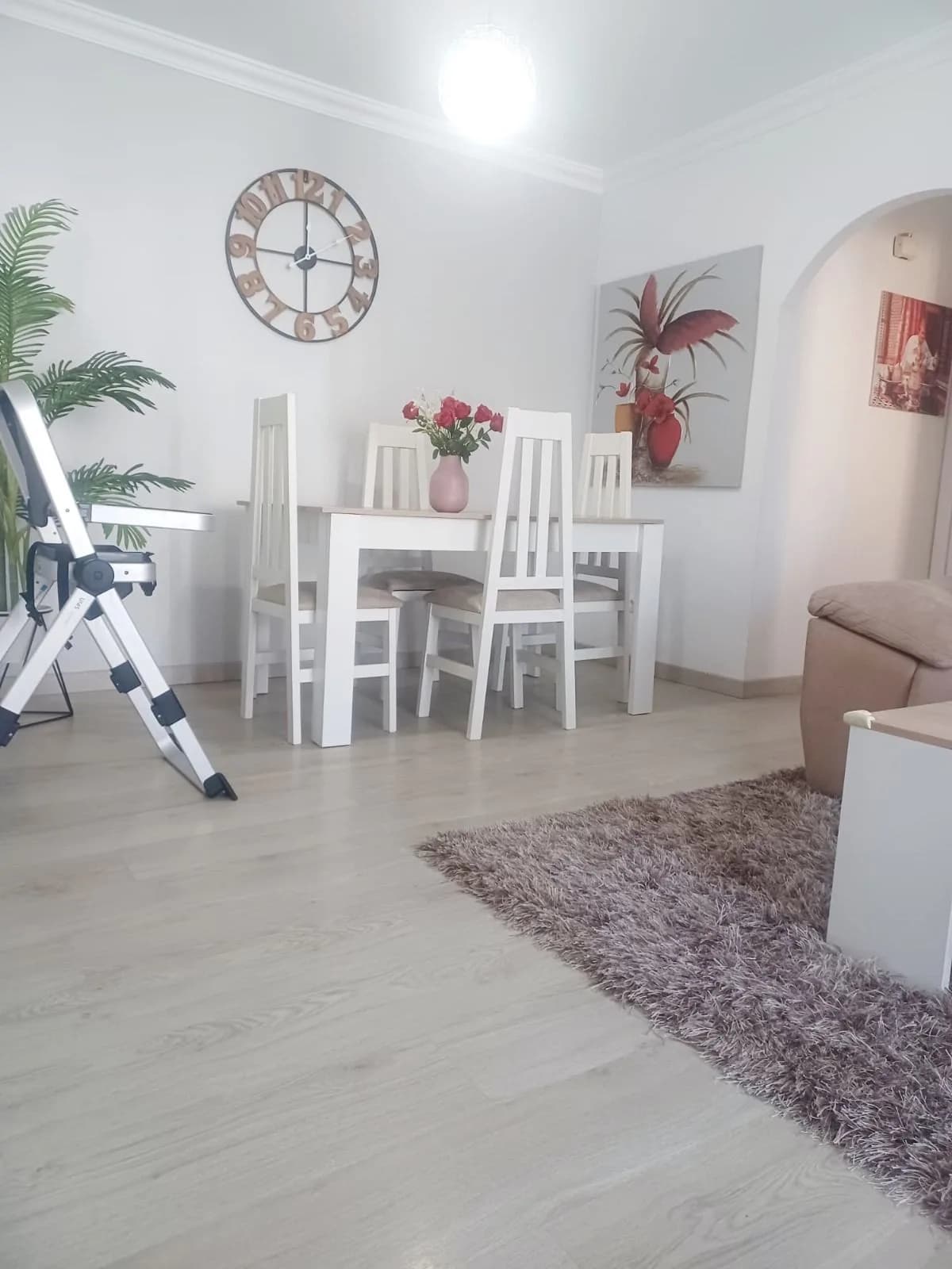 3 Bedroom Top Floor Apartment for Sale in Estepona, Málaga - Image 2