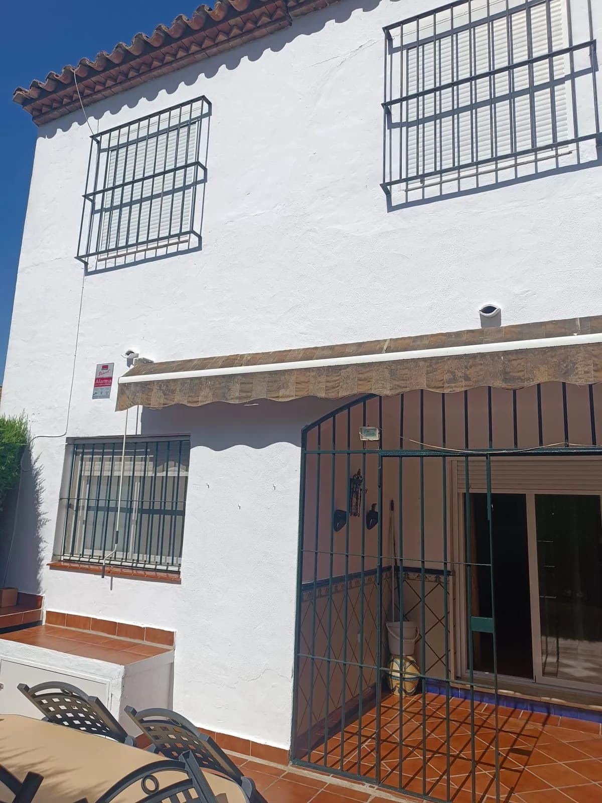 3 Bedroom Townhouse for Sale in Estepona, Málaga - Image 2