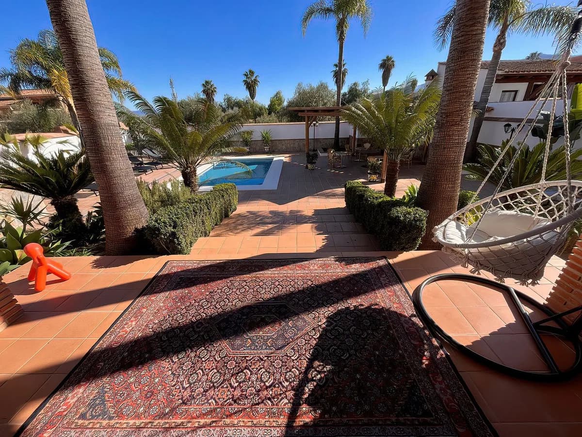 4 Bedroom Detached Villa for Sale in Alhaurín el Grande, Málaga - Image 7