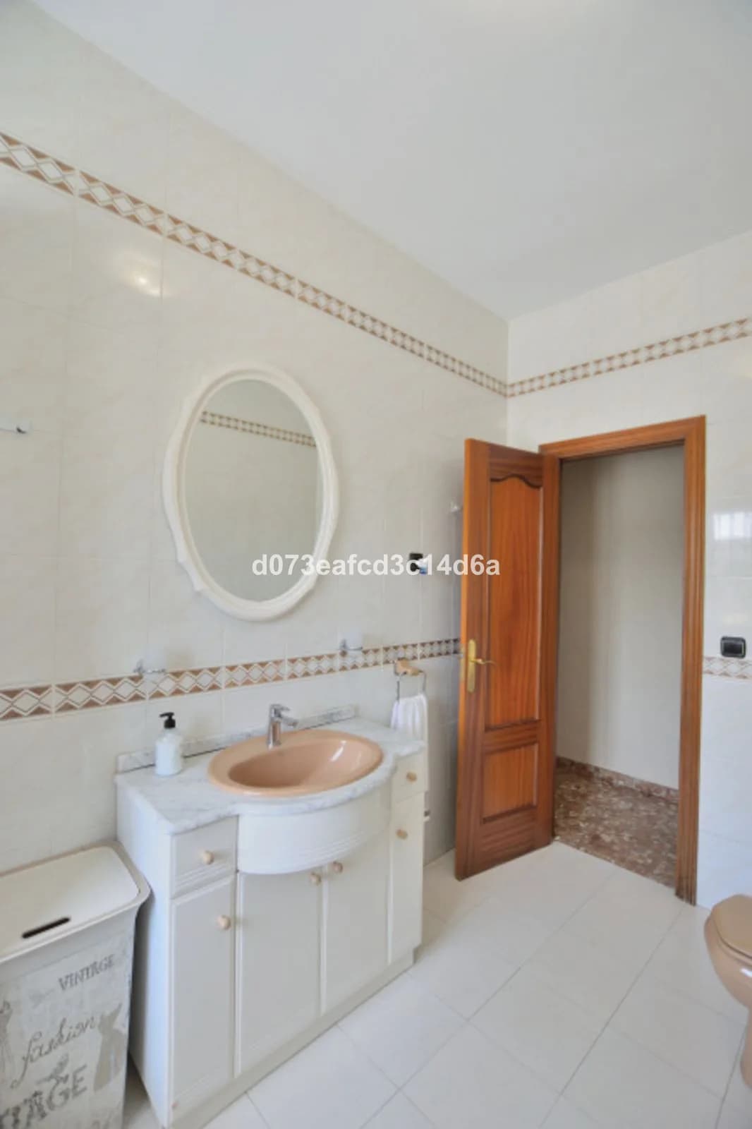6 Bedroom Detached Villa for Sale in Ronda, Málaga - Image 5