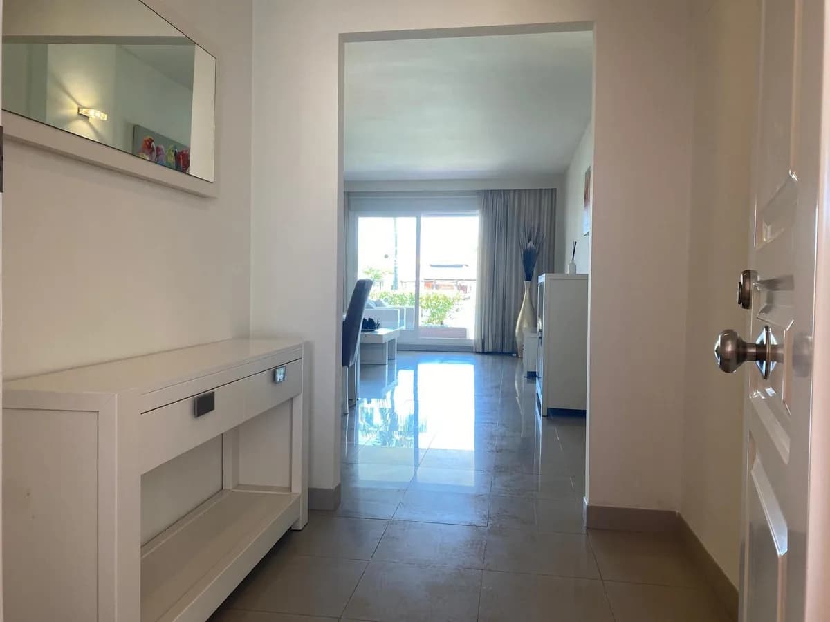 2 Bedroom Ground Floor Apartment for Sale in Estepona, Málaga - Image 2