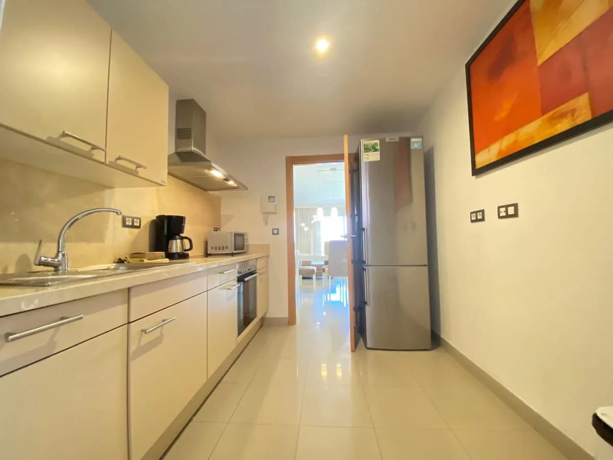 2 Bedroom Ground Floor Apartment for Sale in Estepona, Málaga - Image 3