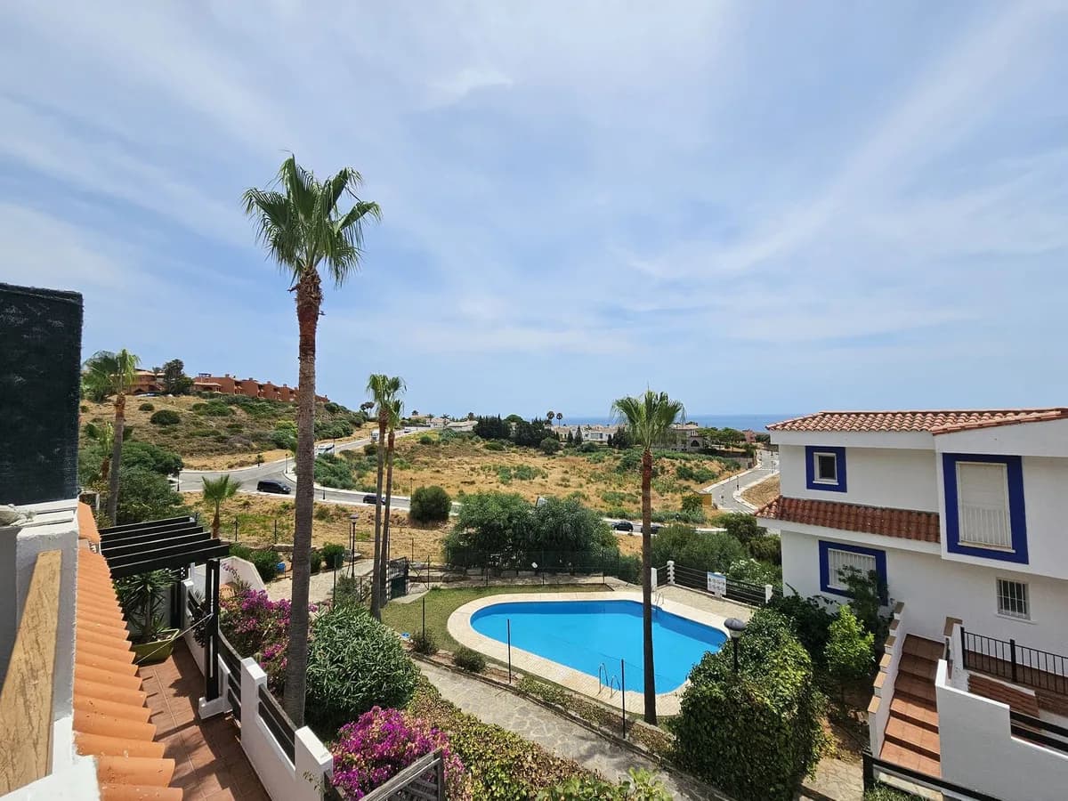 3 Bedroom Ground Floor Apartment for Sale in Manilva, Málaga