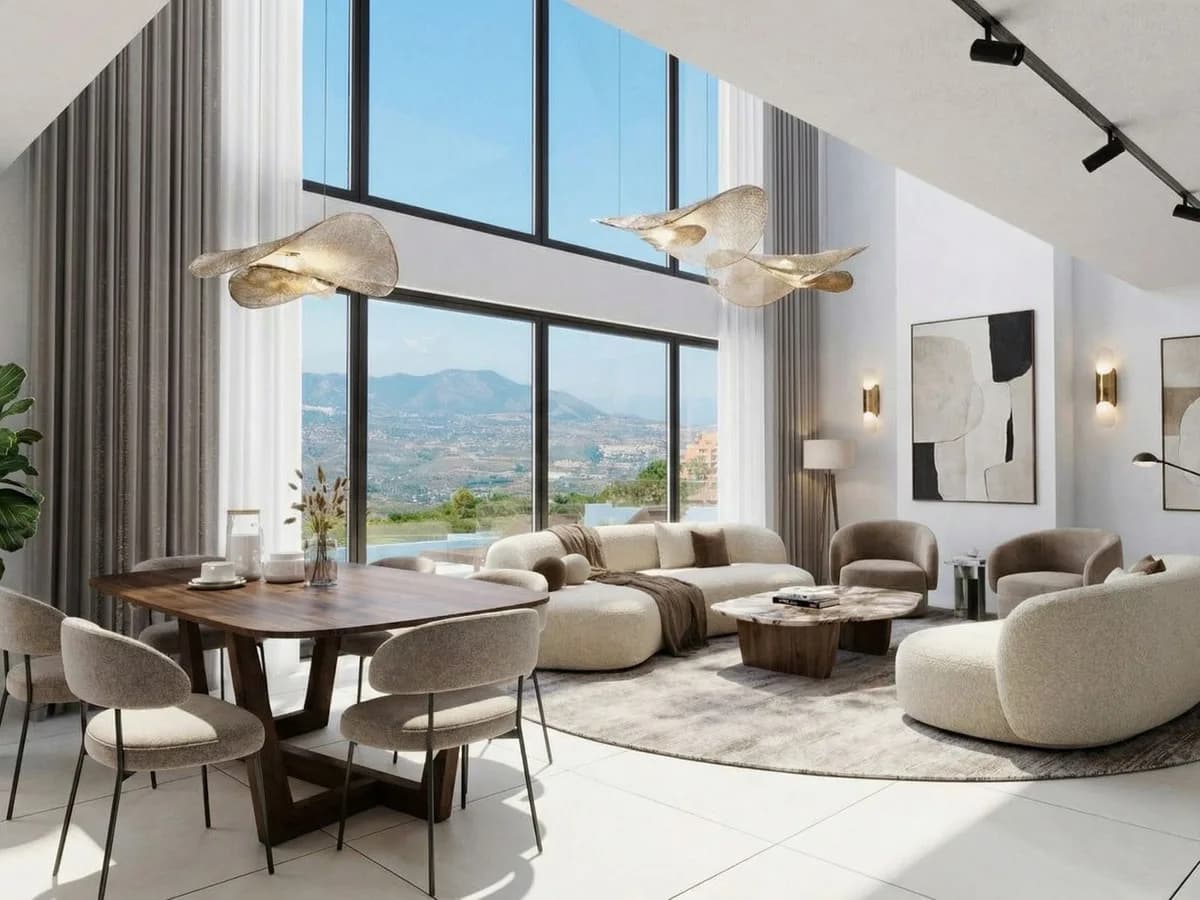 4 Bedroom Detached Villa for Sale in La Mairena, Málaga - Image 3