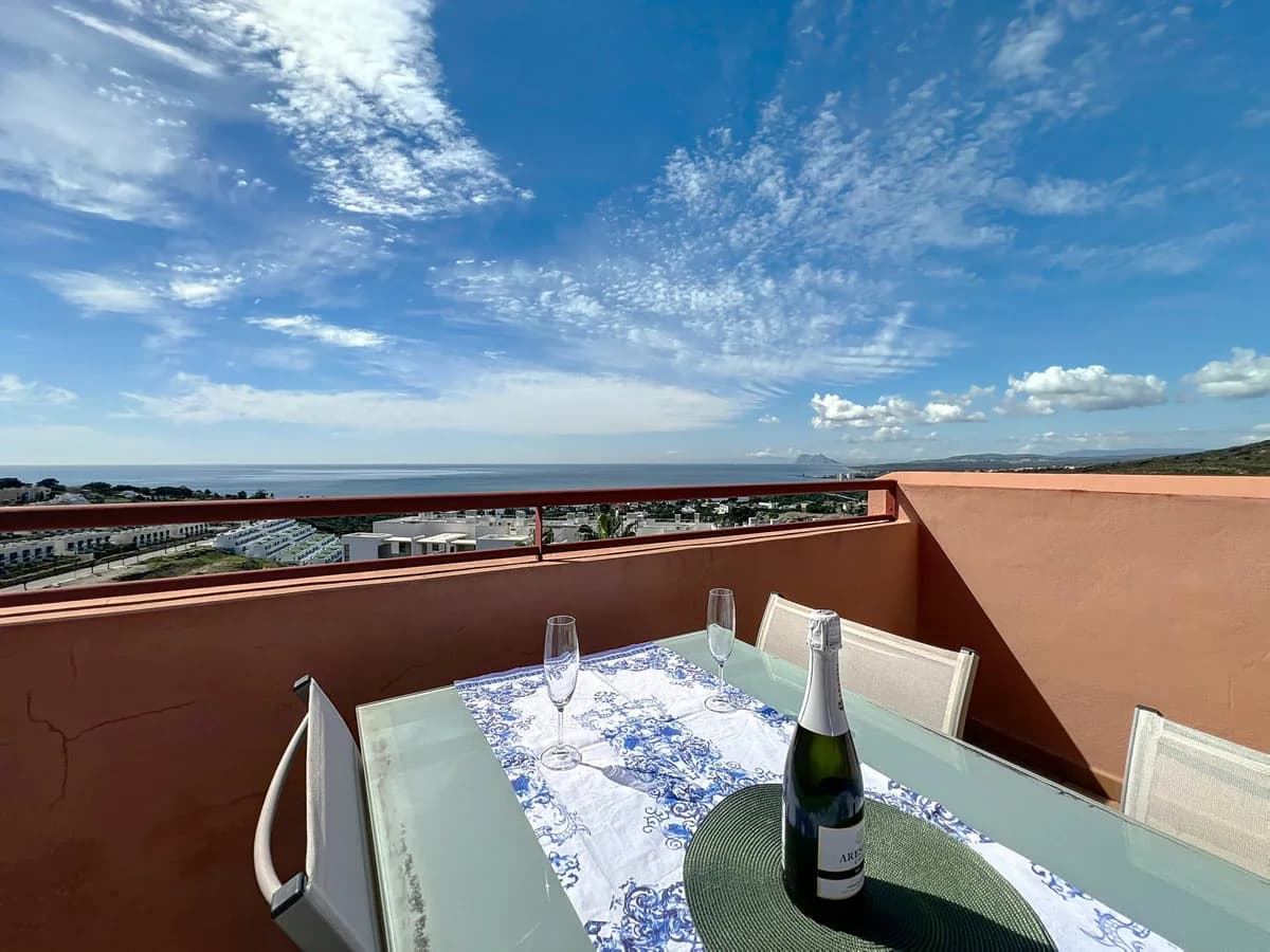 2 Bedroom Penthouse for Sale in Manilva, Málaga - Image 3