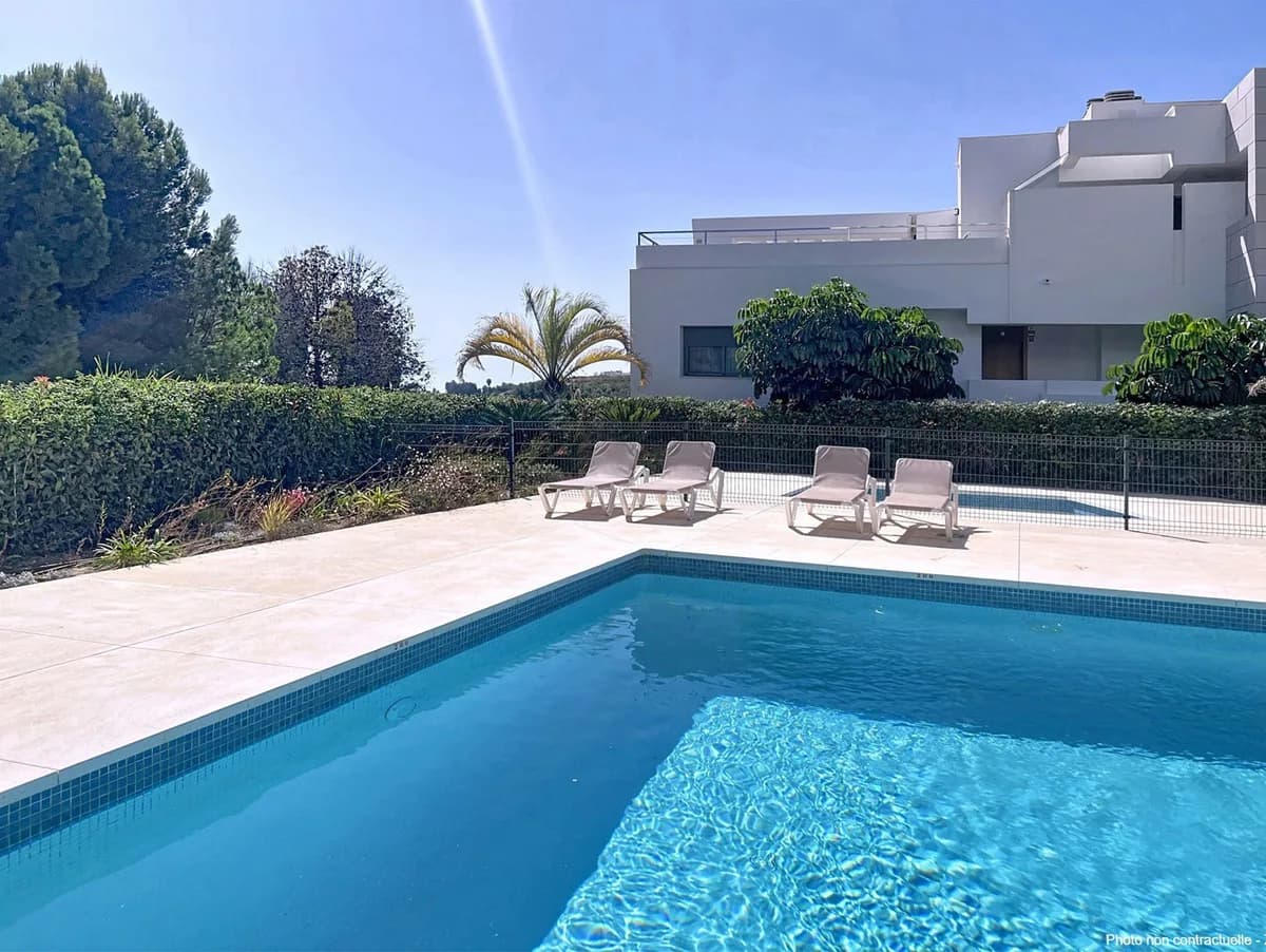 3 Bedroom Ground Floor Apartment for Sale in Casares, Málaga - Image 3