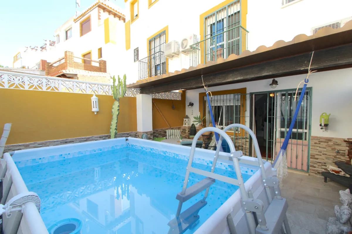 5 Bedroom Townhouse for Sale in Marbella, Málaga