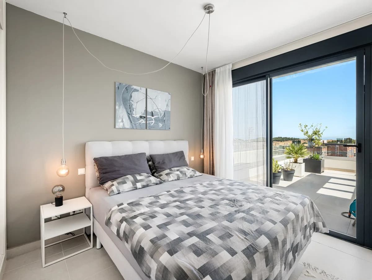 2 Bedroom Penthouse Duplex for Sale in Estepona, Málaga - Image 6